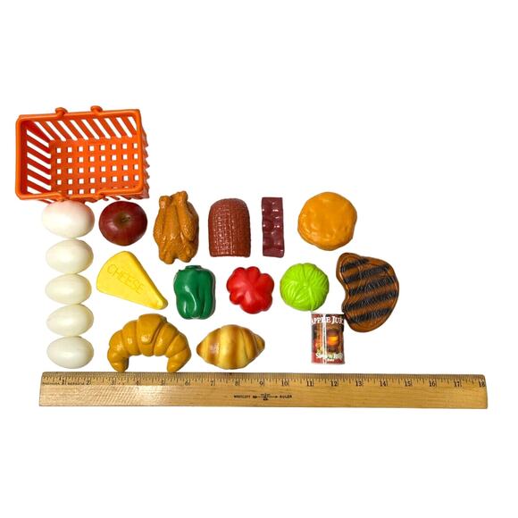 Lot of 19 Grocery Kitchen Food Pretend Play Realistic Foods Dishes Eggs Baskets - Picture 3 of 3